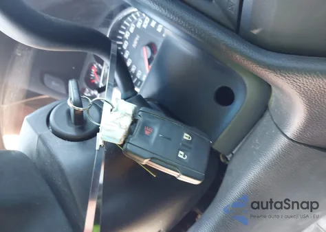 2018 Chevrolet Silverado 1500 Wt из США, поврежденный, VIN 1GCUKNECXJF167511